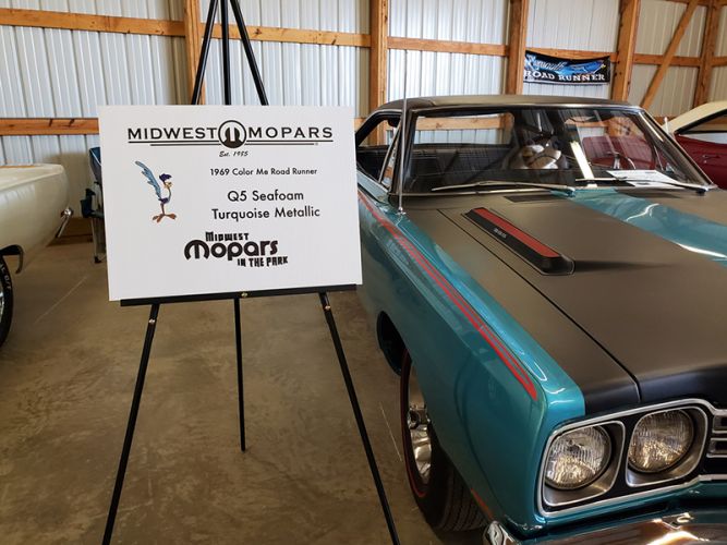 Midwest Mopars Car Signs